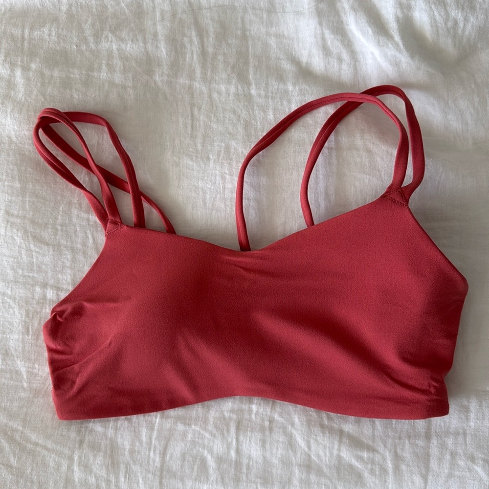 Nike Zenvy Strappy Sports Bra
